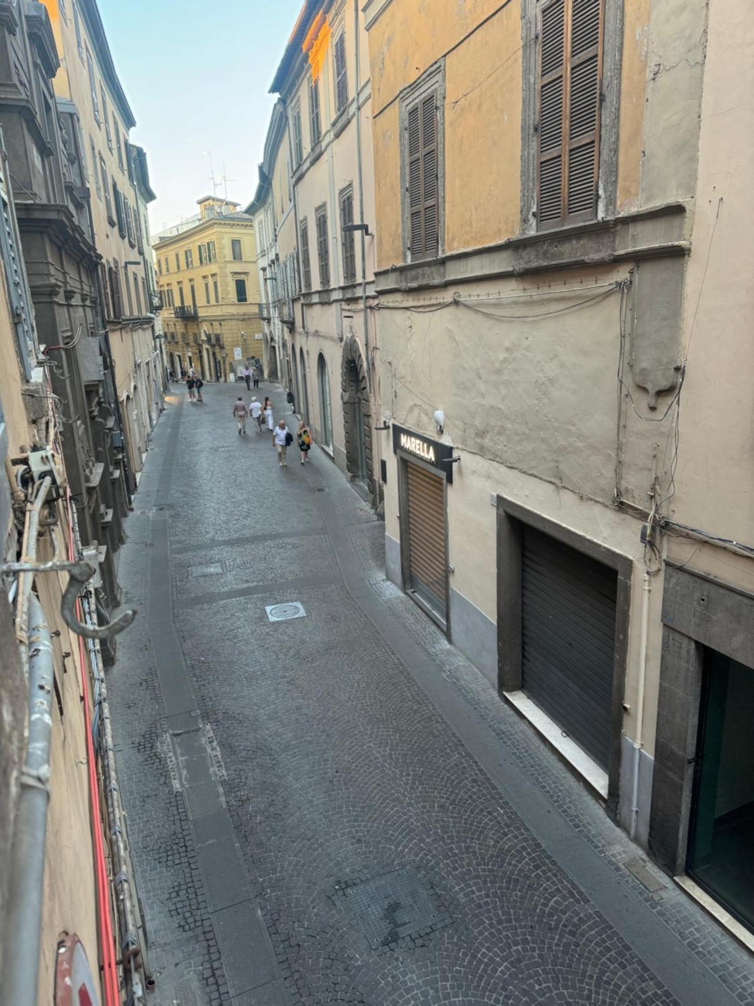 Antica Residenza Del Corso Viterbo Appartamento Vittorio Emanuele ภายนอก รูปภาพ